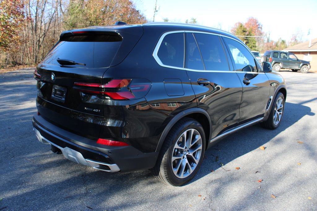 Used 2024 BMW X5 xDrive40i w/ Premium Package image 9