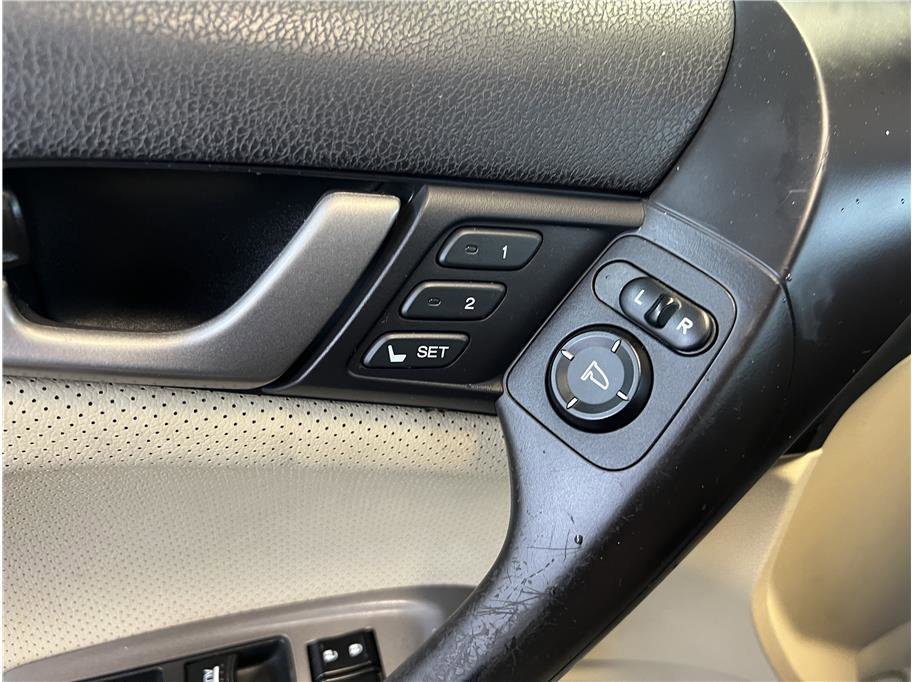 Used 2010 Acura TSX Sedan image 13