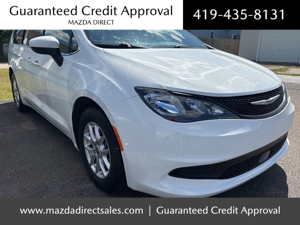 Used 2022 Chrysler Voyager LX