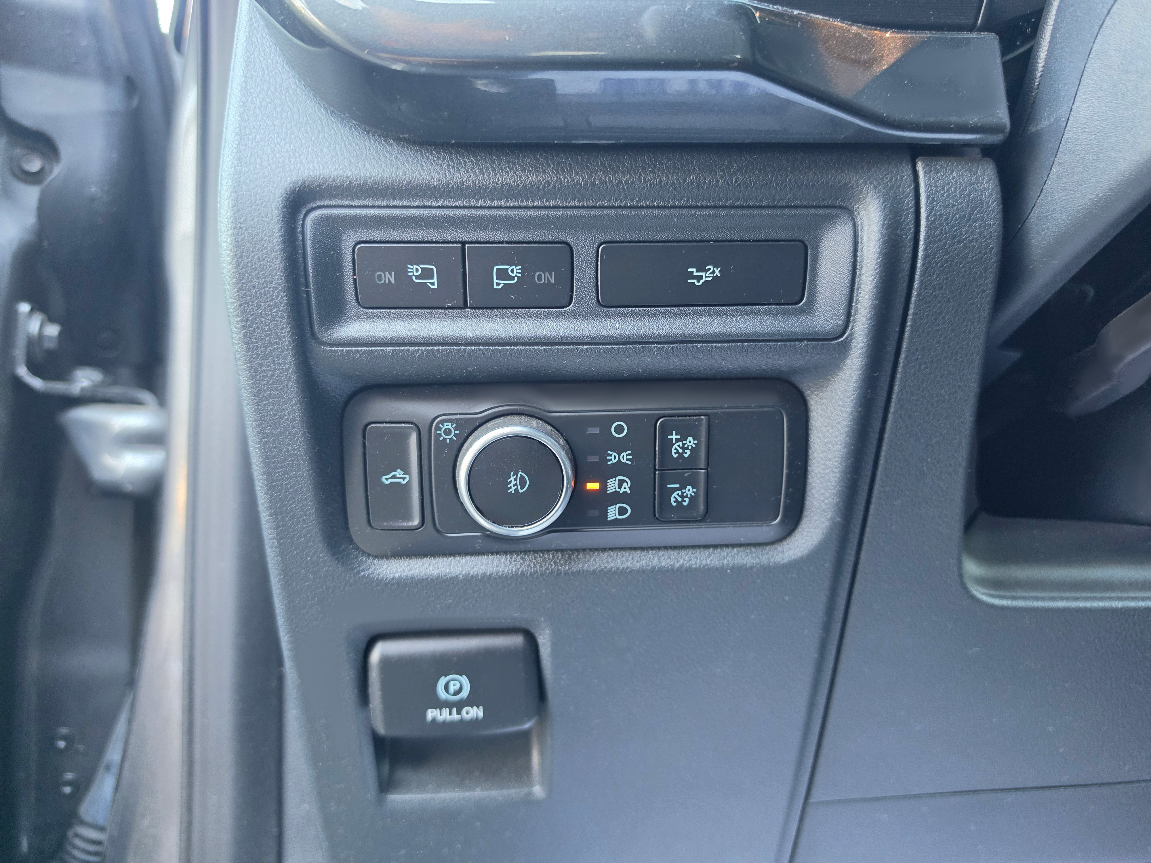 Used 2022 Ford F150 XLT w/ Equipment Group 302A High AWD/4WD image 18