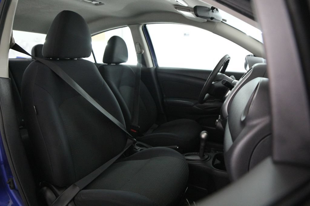 Used 2013 Nissan Versa SV w/ Convenience Pkg FWD image 41