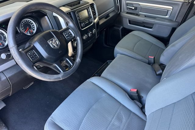 Used 2019 RAM 1500 Classic SLT AWD/4WD image 11