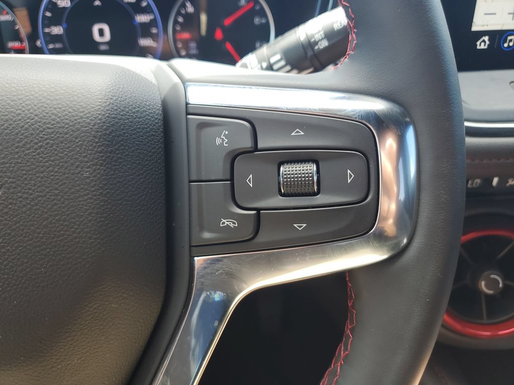 Used 2025 Chevrolet Blazer RS w/ Driver Confidence II Package AWD/4WD image 25
