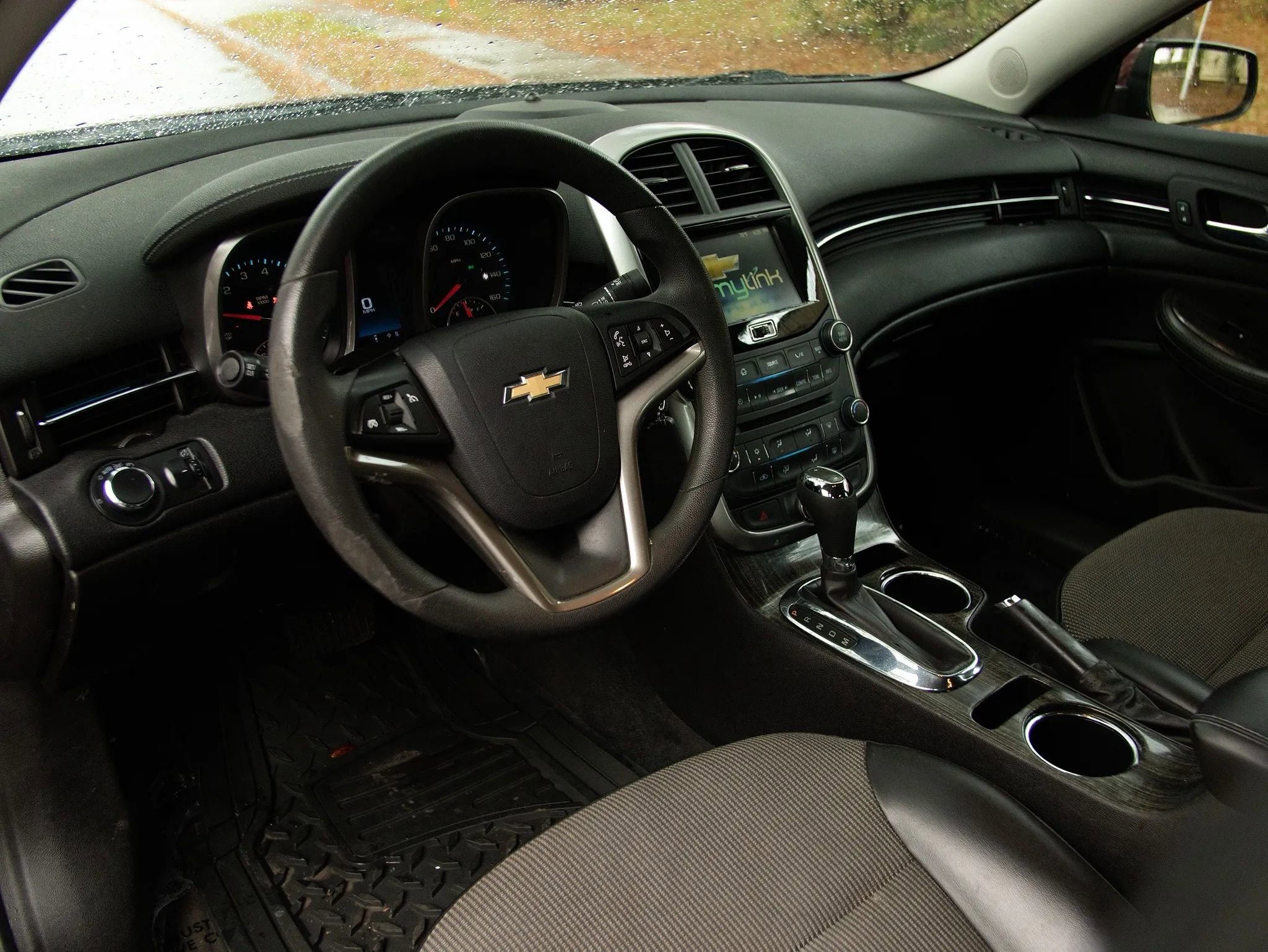 Used 2015 Chevrolet Malibu LT w/ Power Convenience Package FWD image 19