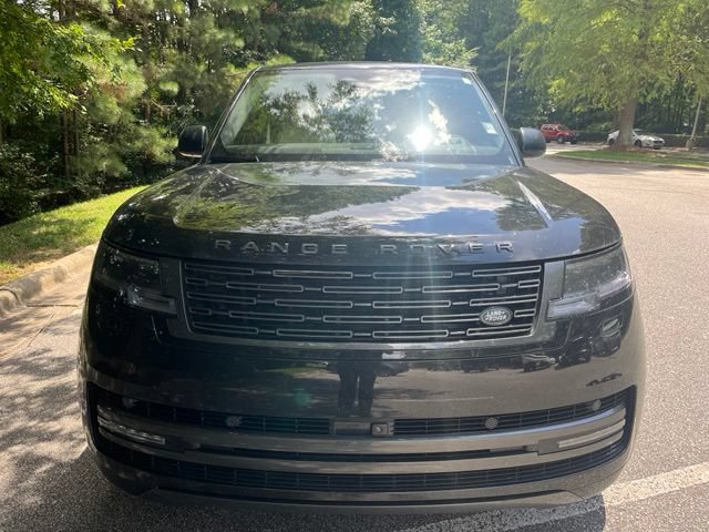 Certified 2025 Land Rover Range Rover SE AWD/4WD image 3