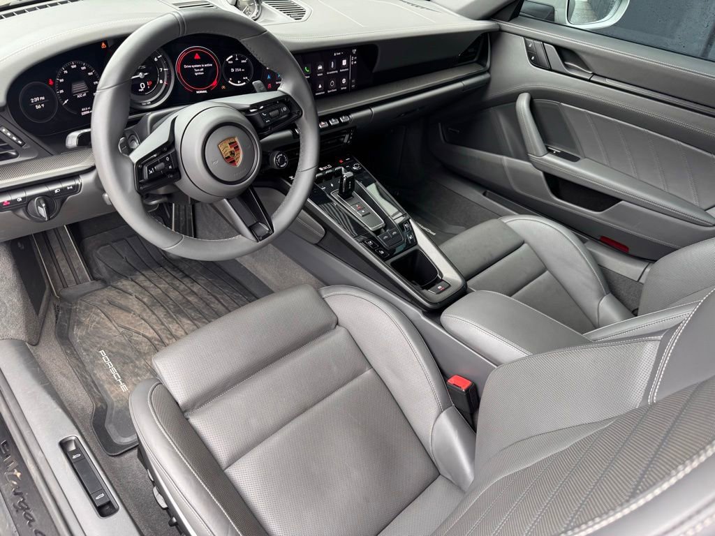 Certified 2022 Porsche 911 Targa 4 GTS AWD/4WD image 17