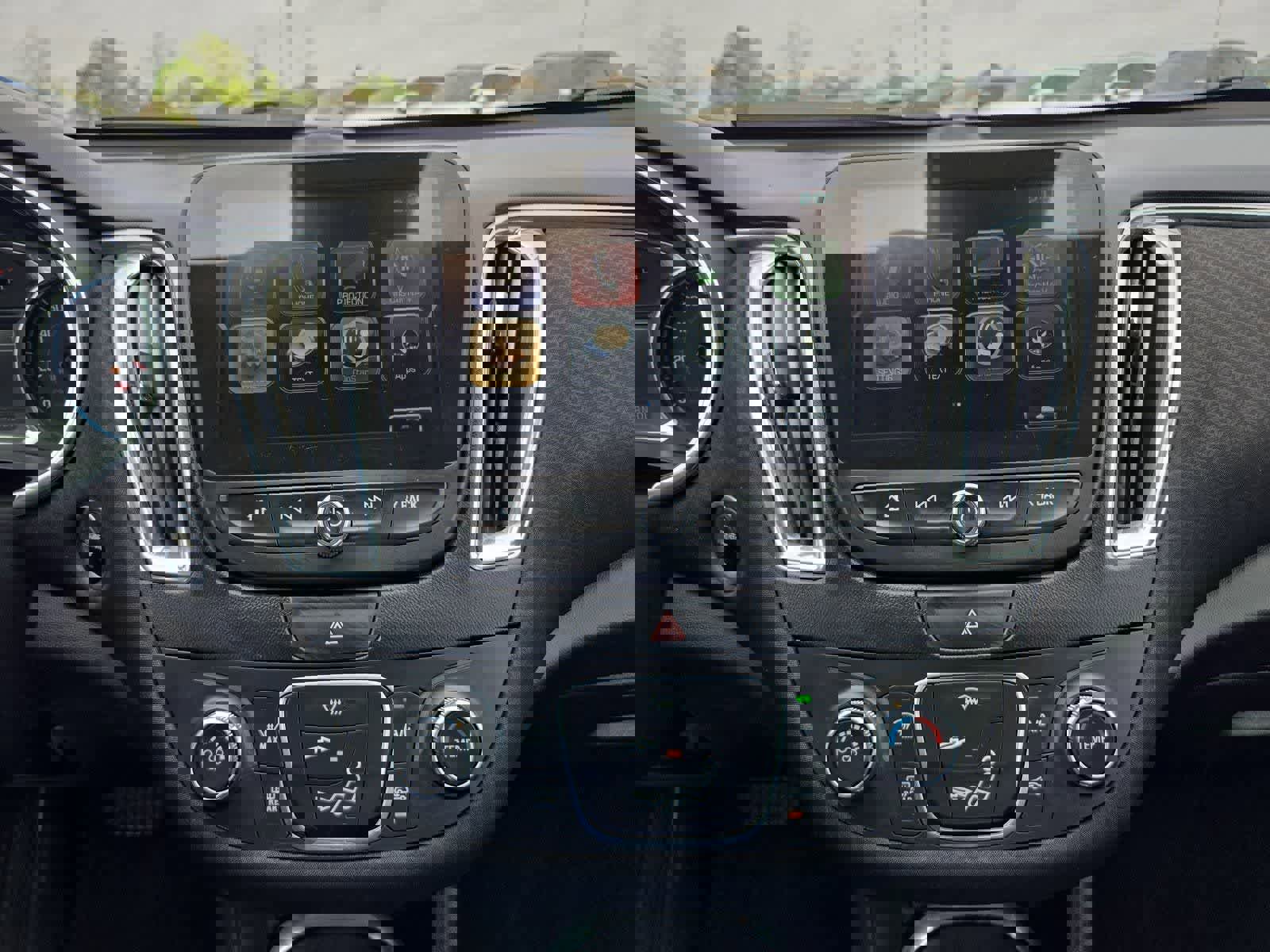 Used 2018 Chevrolet Malibu LT w/ Driver Confidence Package image 25