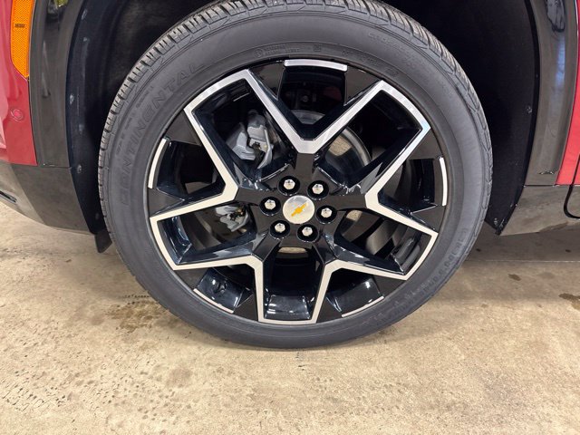 Used 2026 Chevrolet Traverse High Country w/ LPO, Floor Liner Package AWD/4WD image 12
