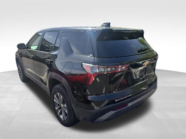 Used 2025 Chevrolet Equinox LT AWD/4WD image 3