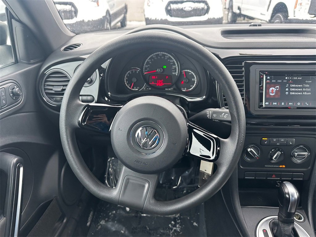 Used 2015 Volkswagen Beetle 1.8T image 10