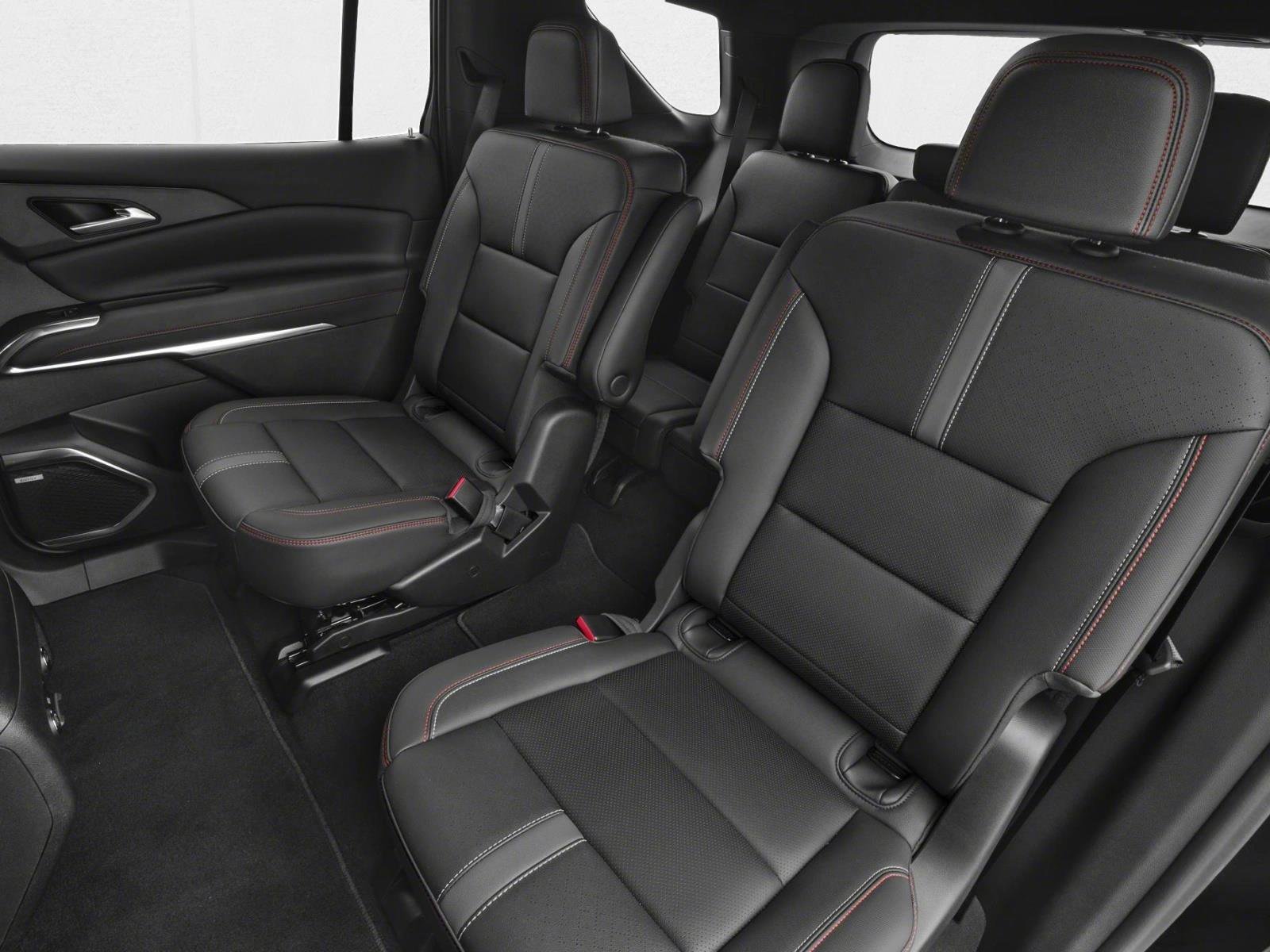 New 2026 Chevrolet Traverse RS w/ LPO, Floor Liner Package FWD image 9