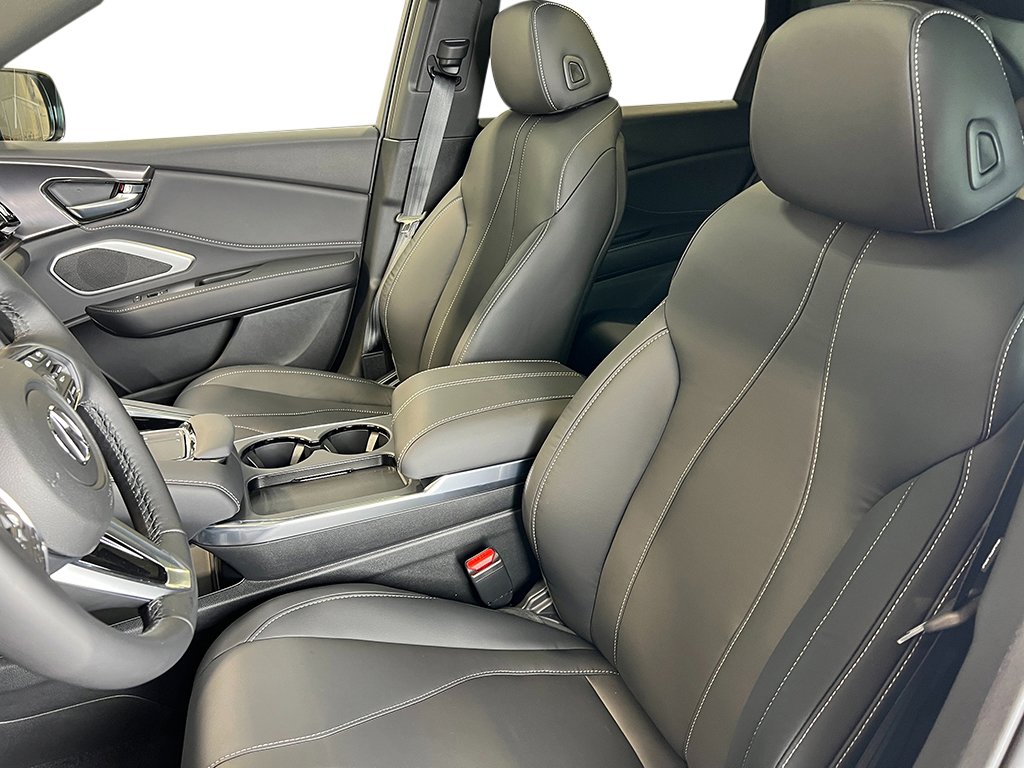 New 2026 Acura RDX SH-AWD image 13