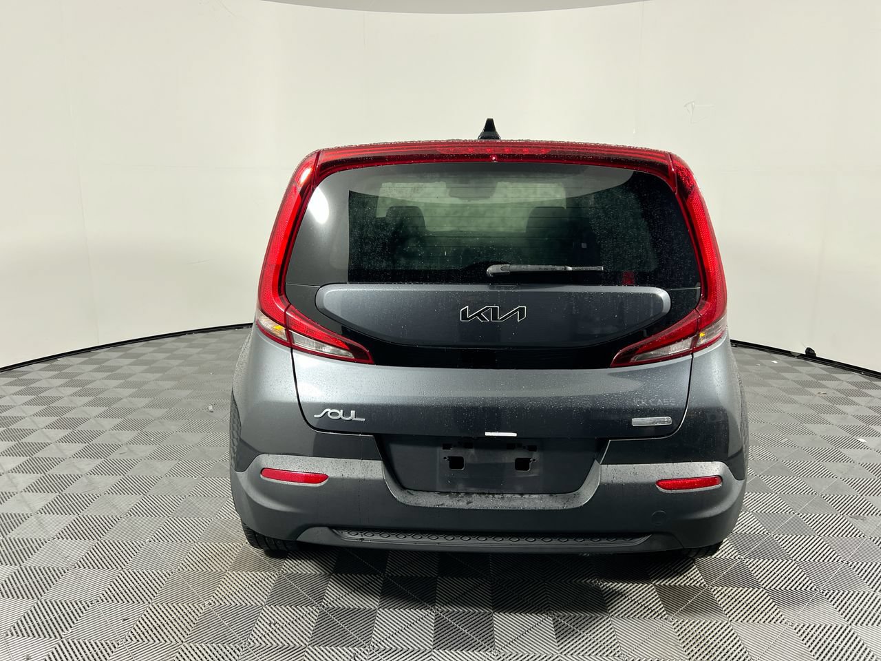 Used 2022 Kia Soul EX FWD image 4