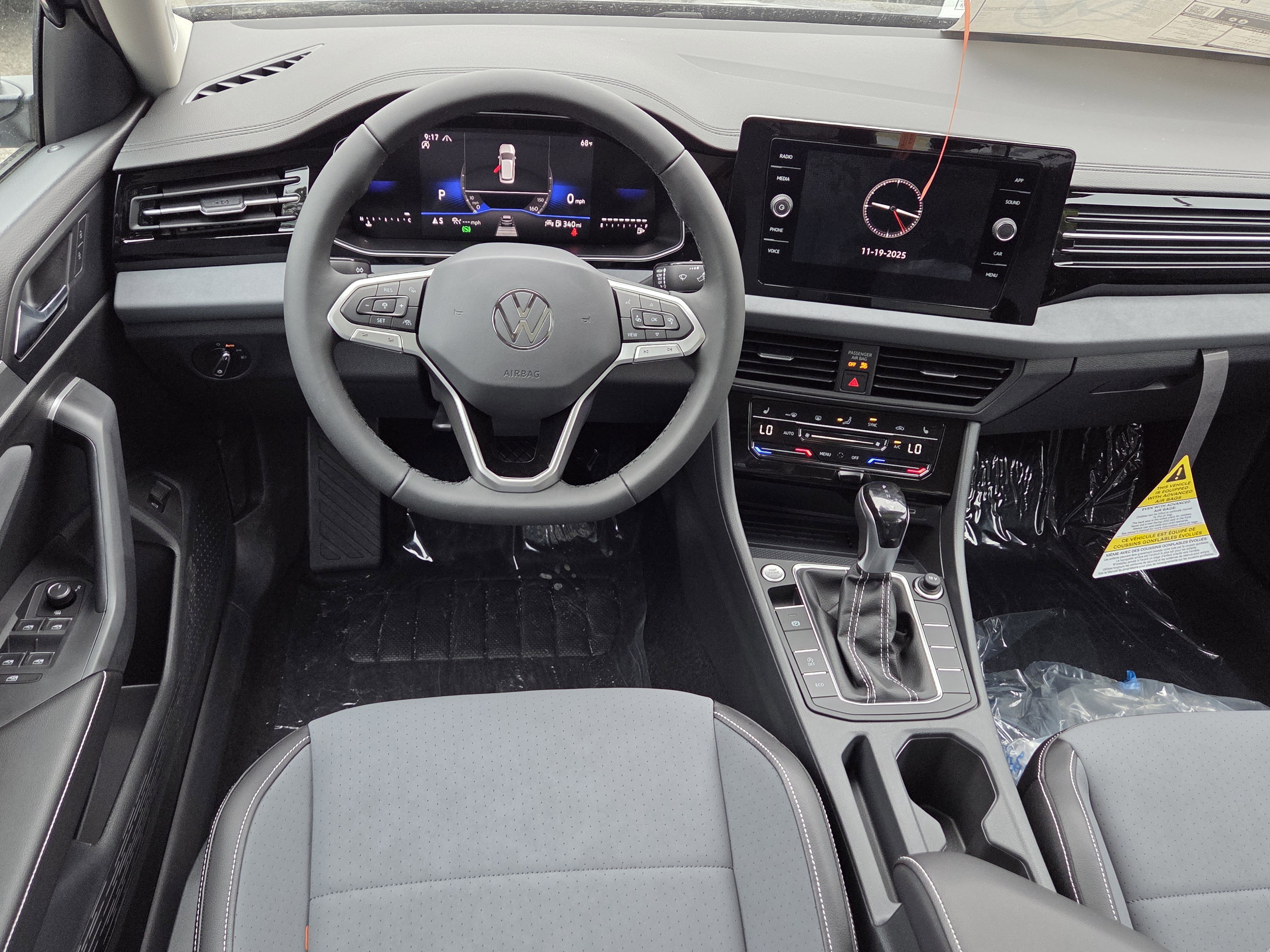 New 2026 Volkswagen Jetta SE image 8