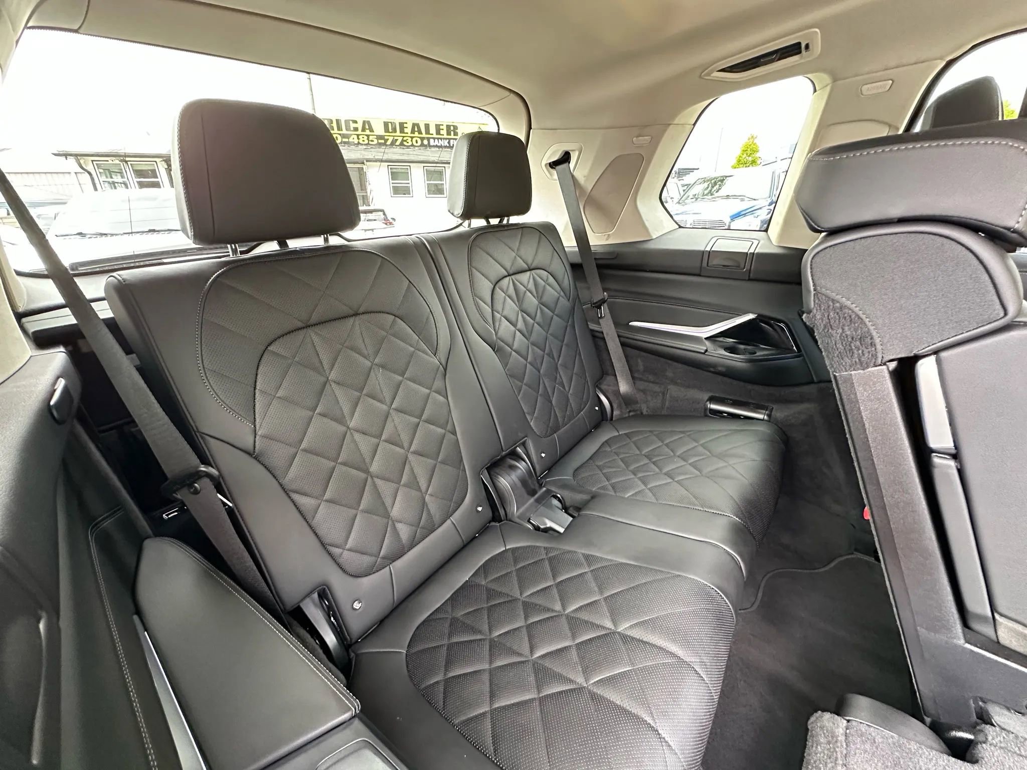 Used 2025 BMW X7 xDrive40i AWD/4WD image 21