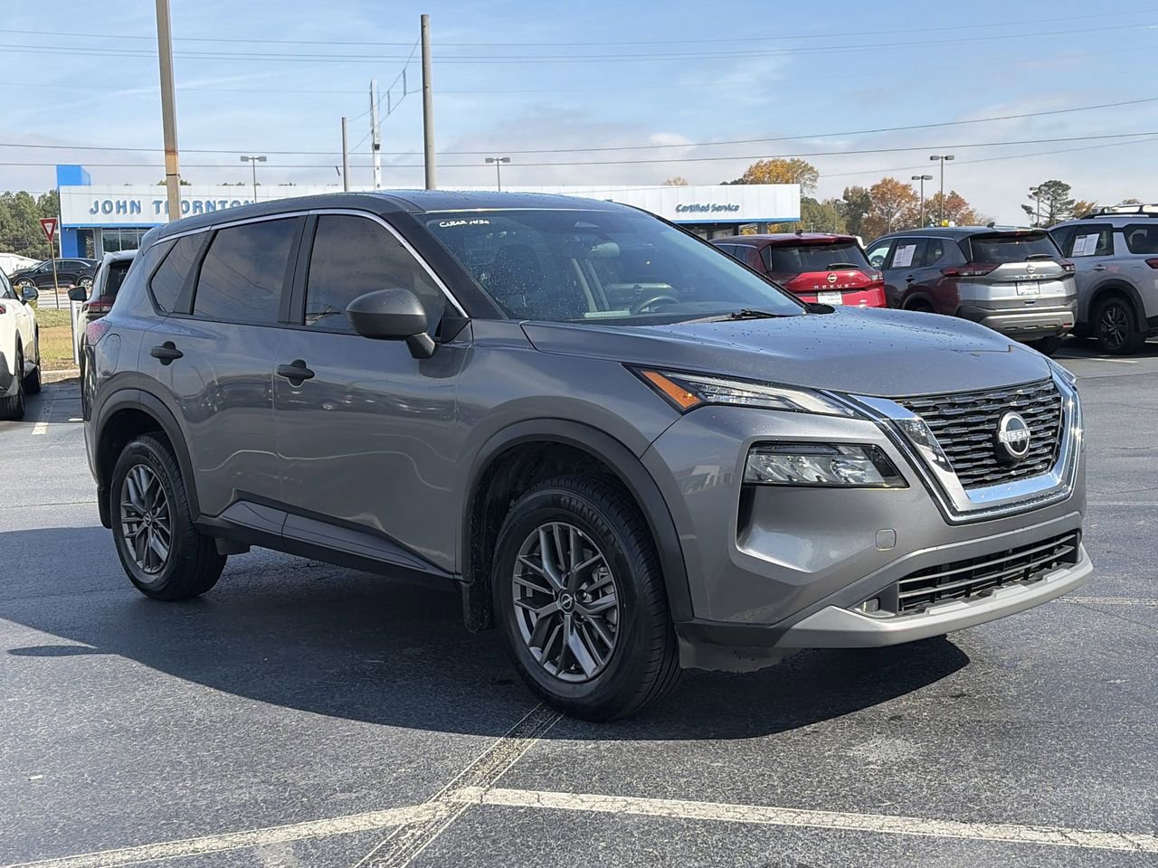 Used 2023 Nissan Rogue S image 8