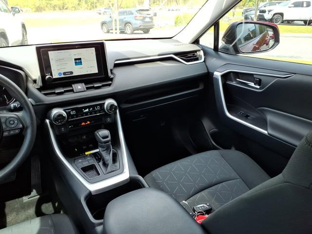 Used 2024 Toyota RAV4 XLE w/ Convenience Package image 11