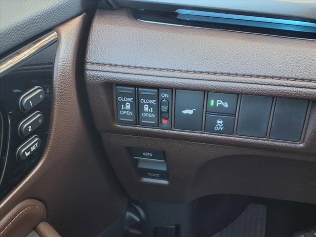 New 2026 Honda Odyssey Touring image 14