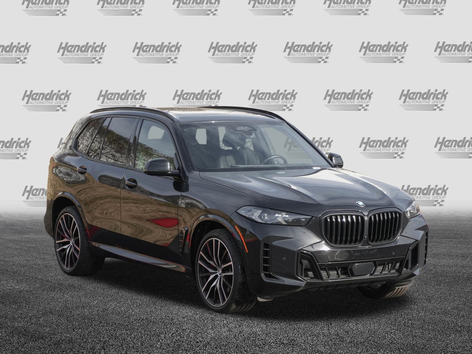 Certified 2024 BMW X5 sDrive40i w/ M Sport Package image 2