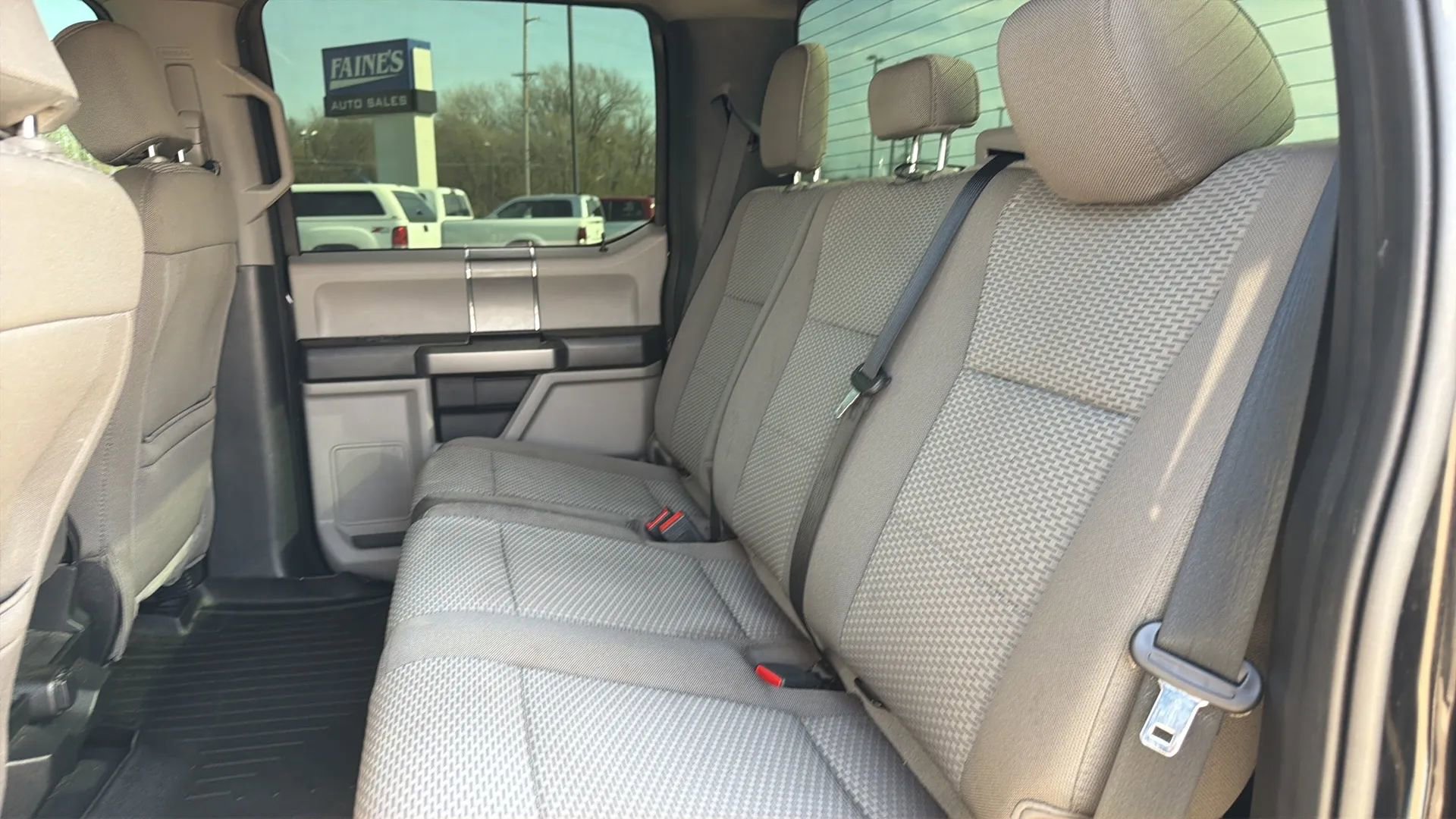 Used 2020 Ford F350 XLT w/ XLT Premium Package AWD/4WD image 48
