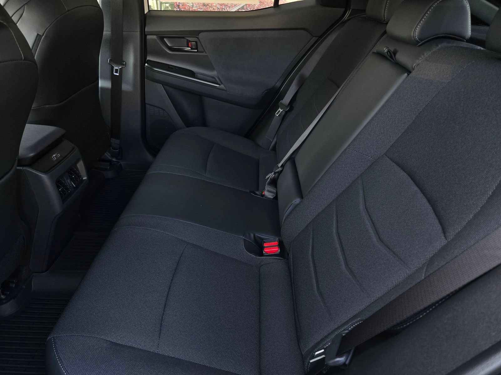 New 2027 Toyota C-HR AWD/4WD image 8