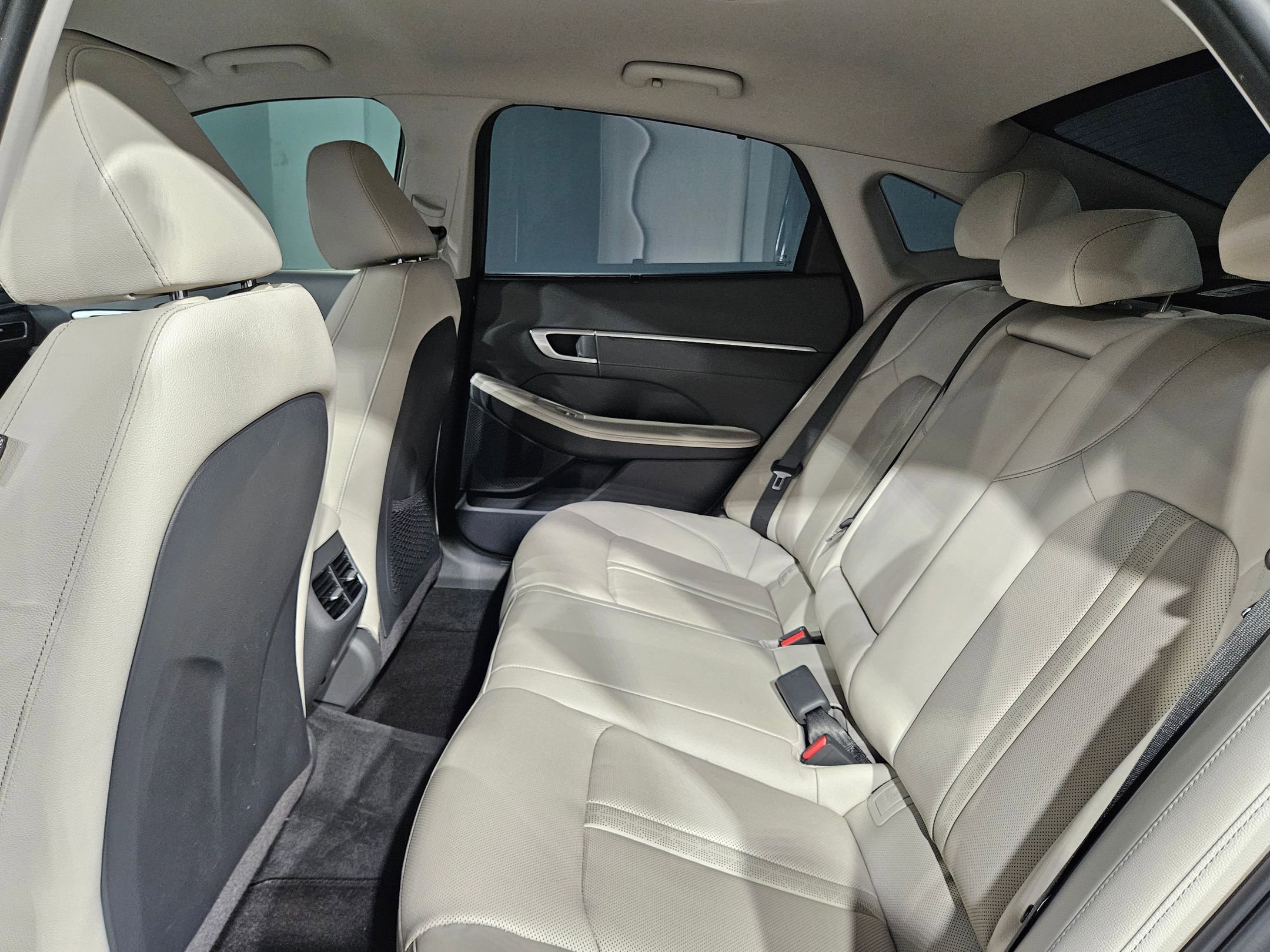 Used 2022 Hyundai Sonata Limited image 37