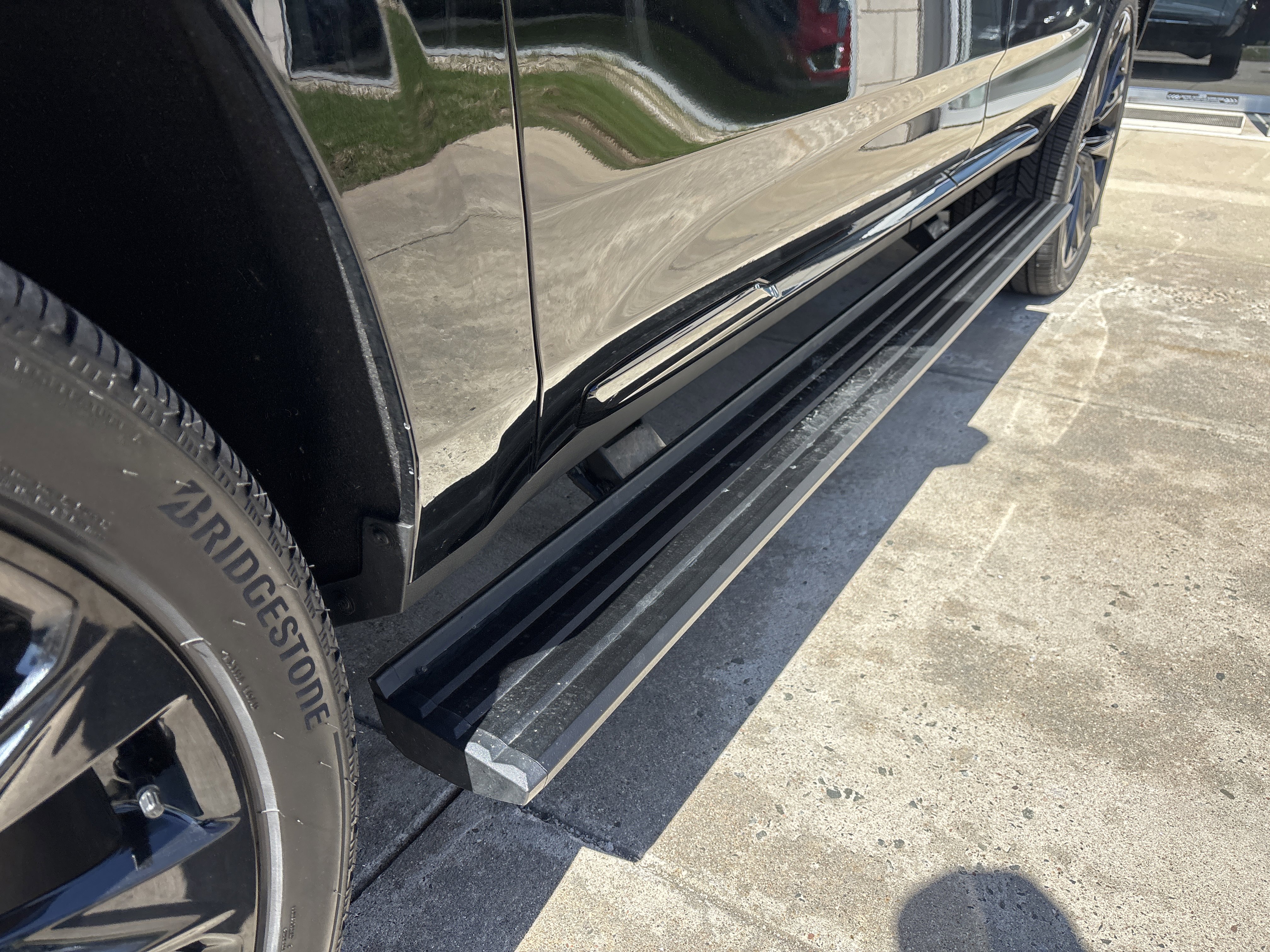 Used 2026 Cadillac Escalade Platinum Sport w/ LPO, ONYX Package image 20