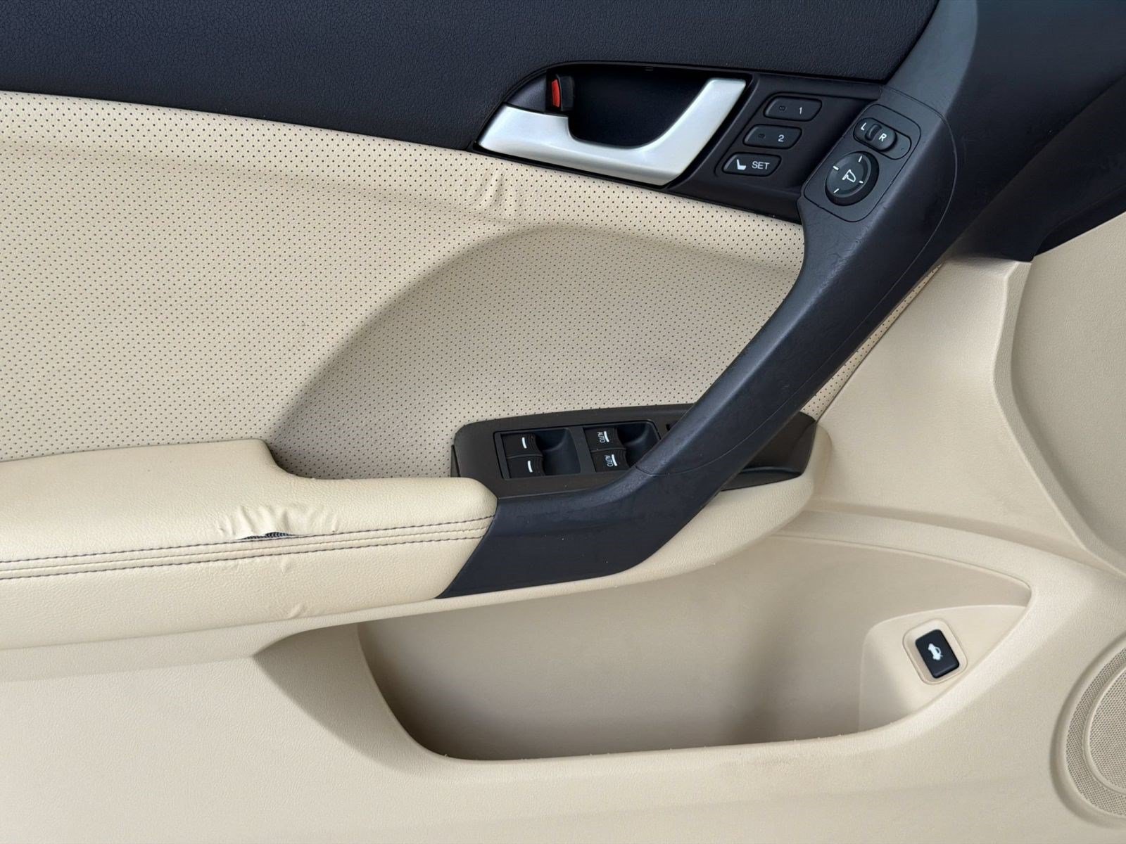 Used 2011 Acura TSX Sedan FWD image 14
