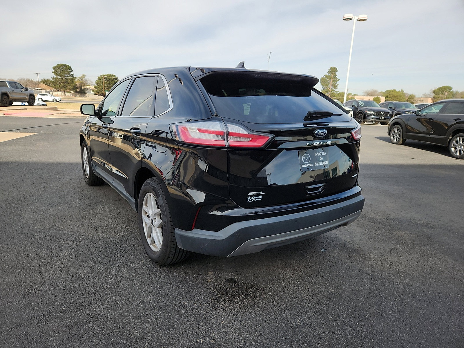 Used 2024 Ford Edge SEL image 5