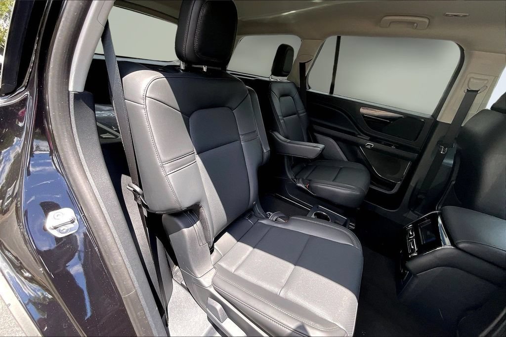 New 2026 Lincoln Aviator AWD image 10