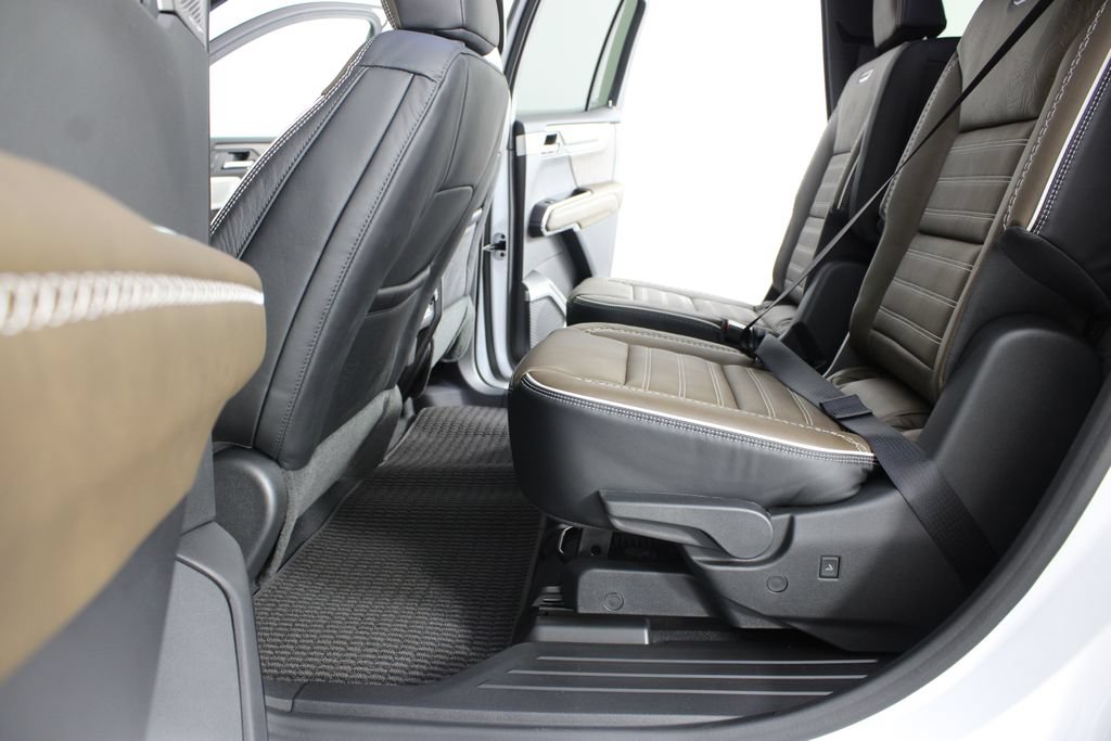 New 2026 GMC Acadia Denali Ultimate AWD/4WD image 20