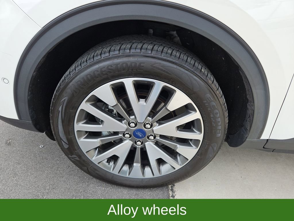 Used 2021 Ford Escape Titanium w/ Class II Trailer Tow Package image 37