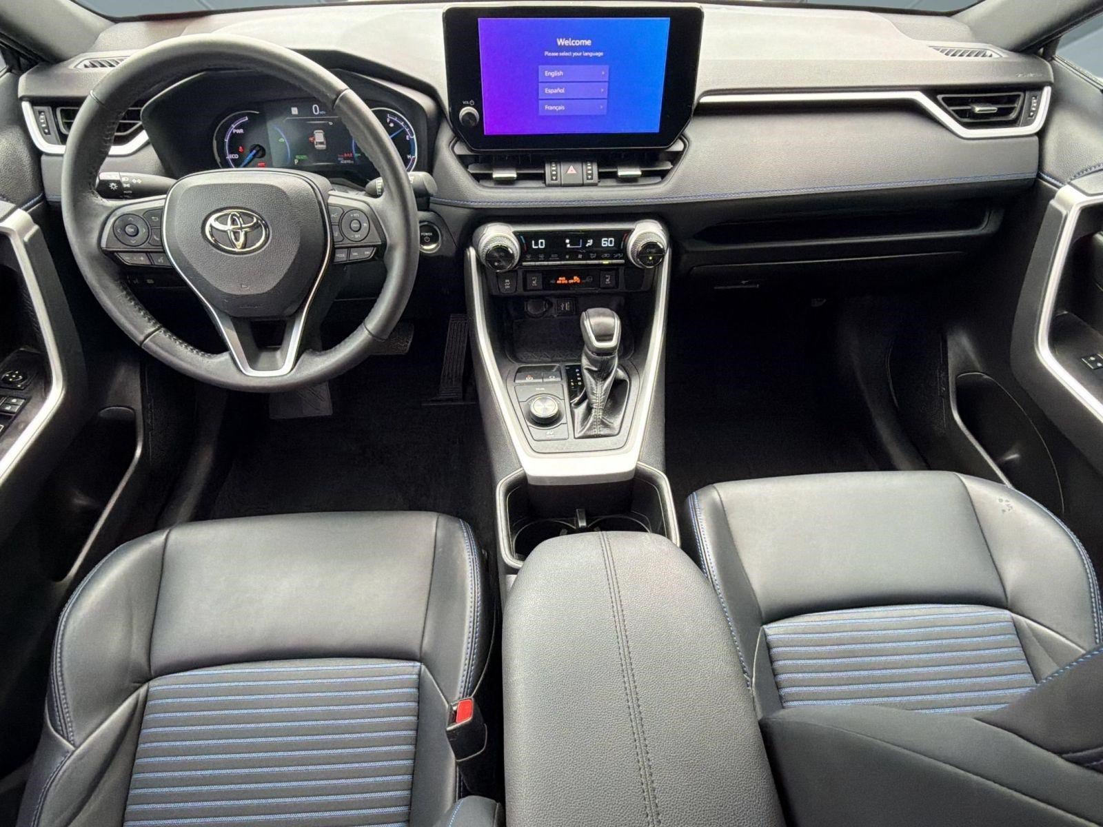 Used 2023 Toyota RAV4 XSE AWD/4WD image 16