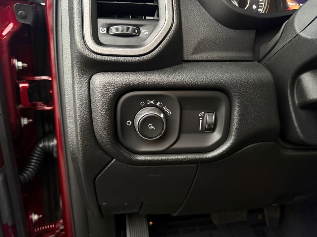 Used 2022 RAM 2500 Tradesman image 20