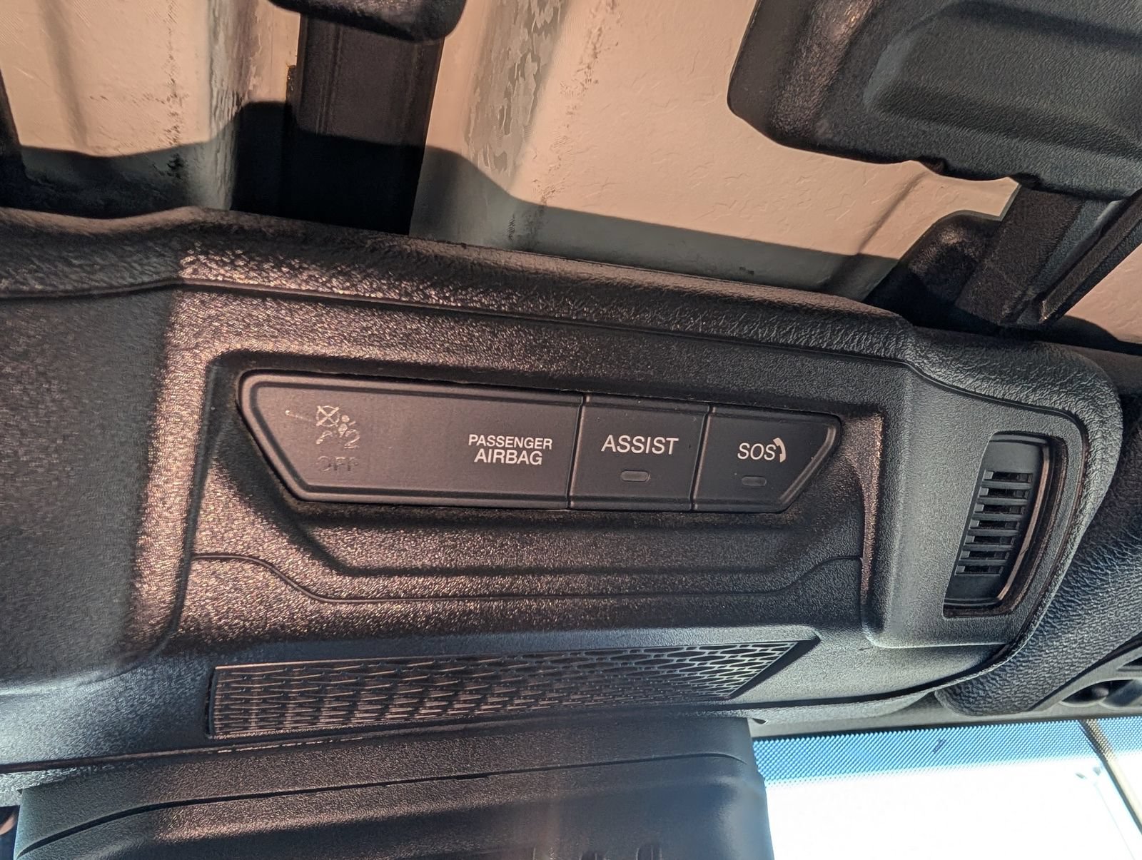Used 2024 Jeep Wrangler Unlimited Rubicon 4xe AWD/4WD image 33
