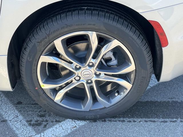 New 2026 Chrysler Pacifica Pinnacle w/ Trailer Tow Group FWD image 11