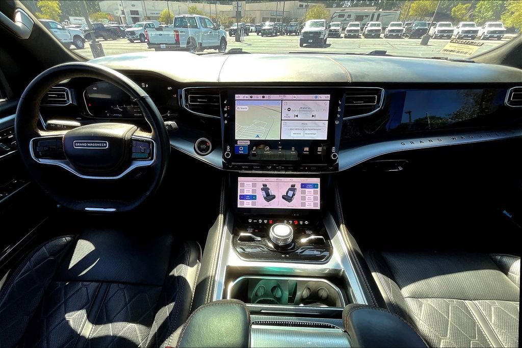 Used 2023 Jeep Grand Wagoneer L Series III image 15