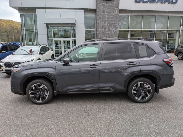 Used 2025 Subaru Forester Limited AWD/4WD image 6