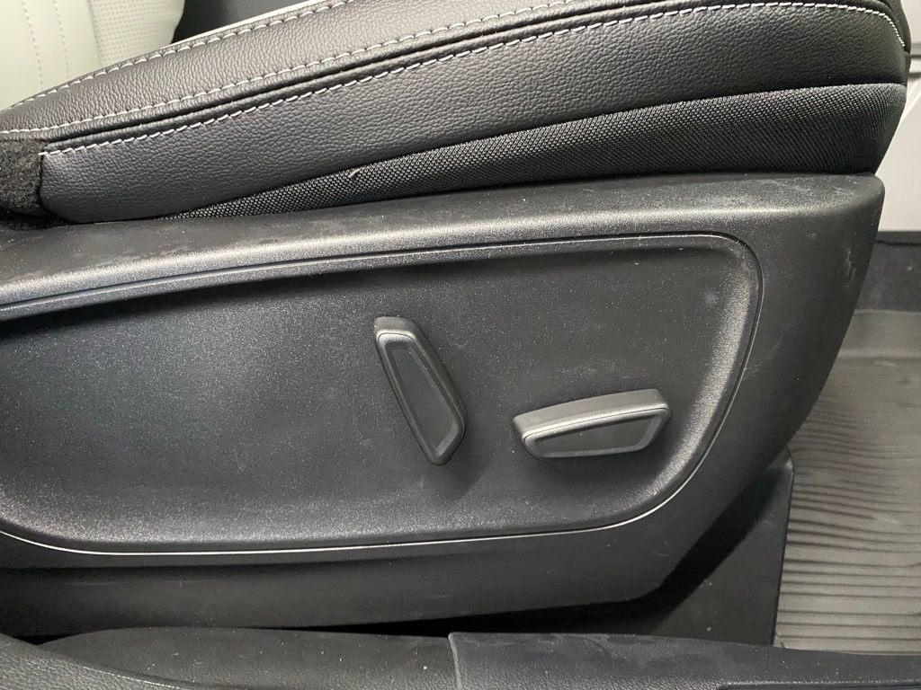 New 2026 Ford Escape Platinum w/ Premium Technology Package image 50