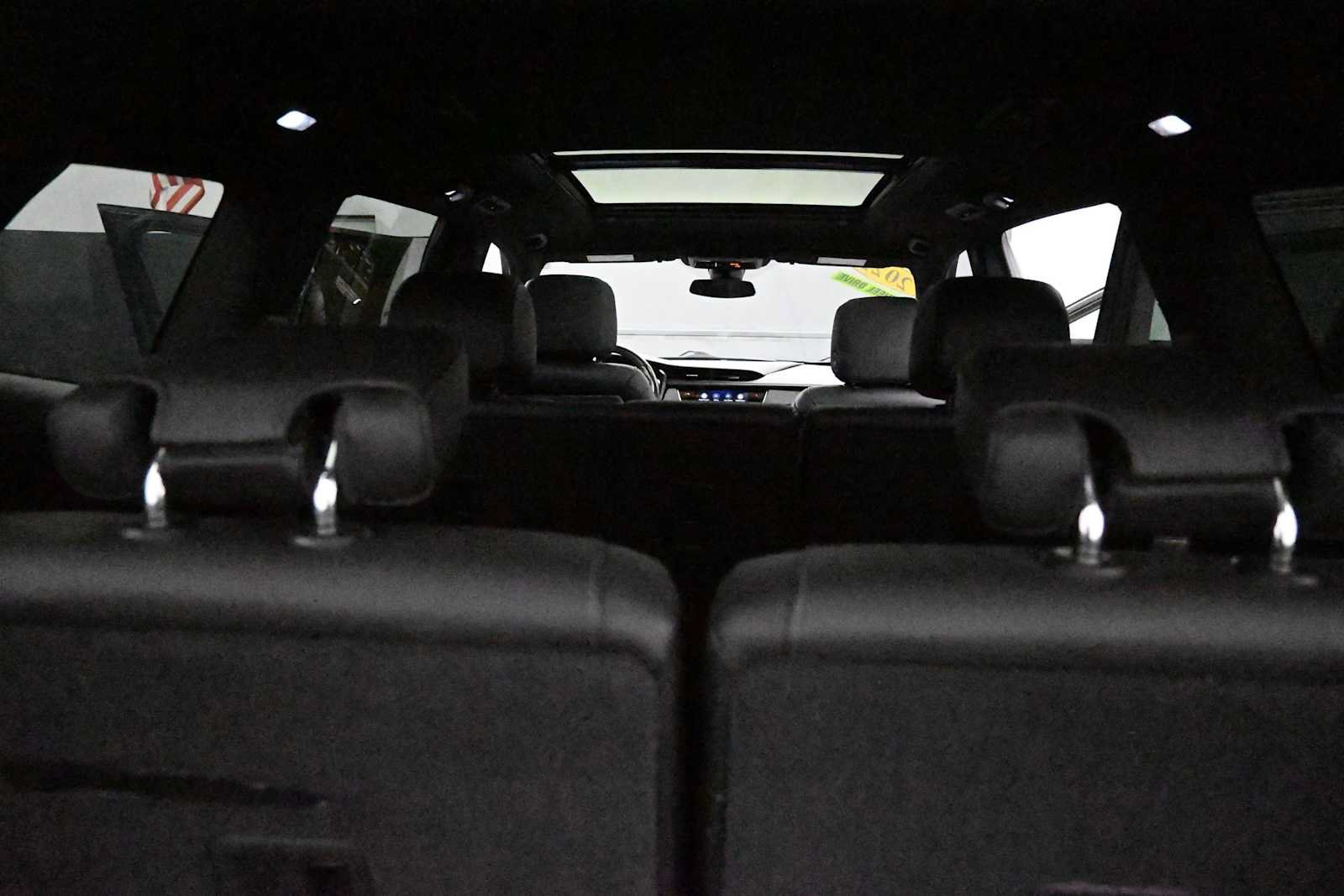 Used 2022 Cadillac XT6 Premium Luxury AWD/4WD image 32