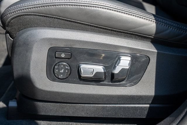Used 2024 BMW X6 M60i AWD/4WD image 36