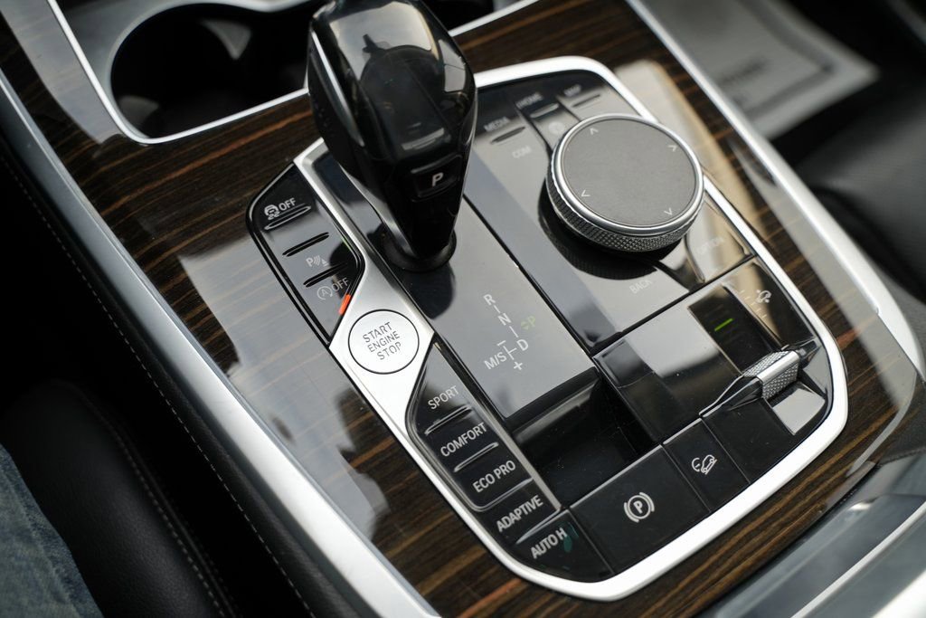Used 2020 BMW X7 xDrive40i w/ Luxury Seating Package image 26