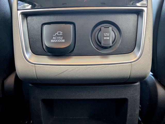 Certified 2024 Kia Carnival SX FWD image 20