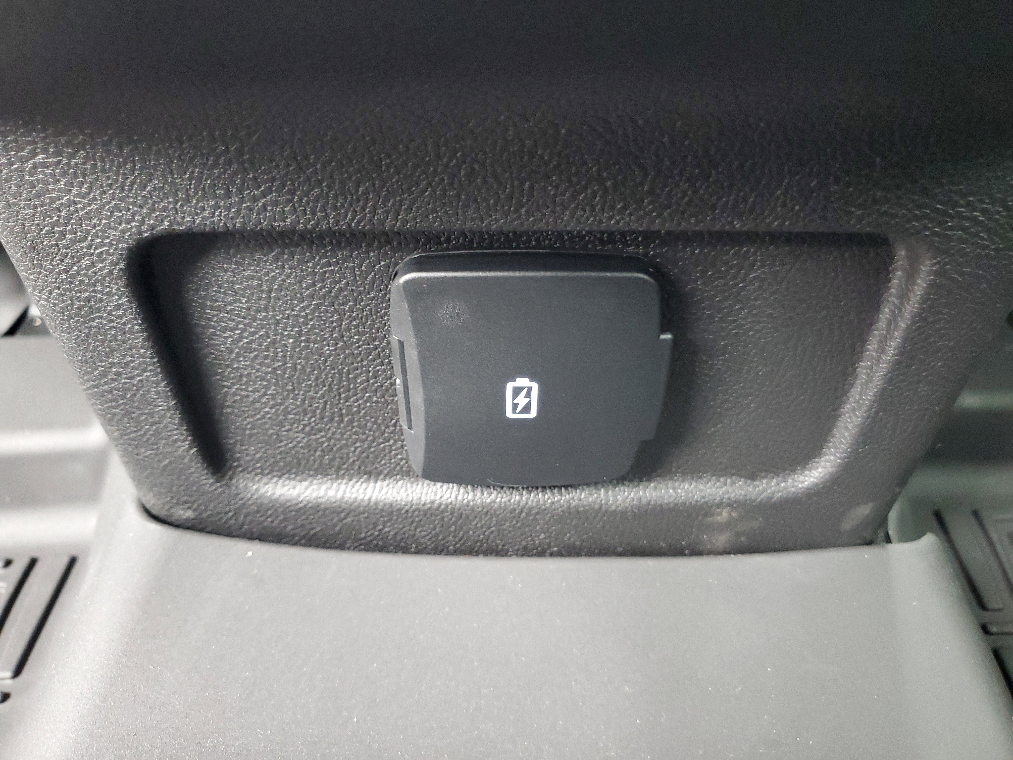 New 2025 Lincoln Corsair Grand Touring w/ Towing Package image 27