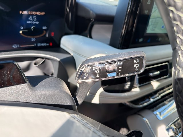 New 2026 Lincoln Aviator Reserve w/ Luxury Package AWD/4WD image 28