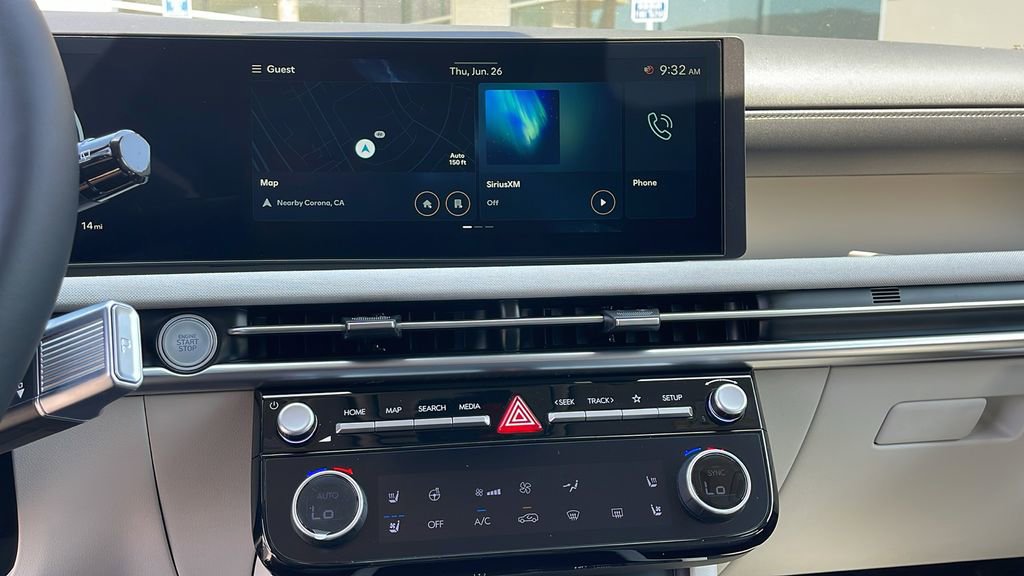 New 2025 Hyundai Tucson Limited image 18