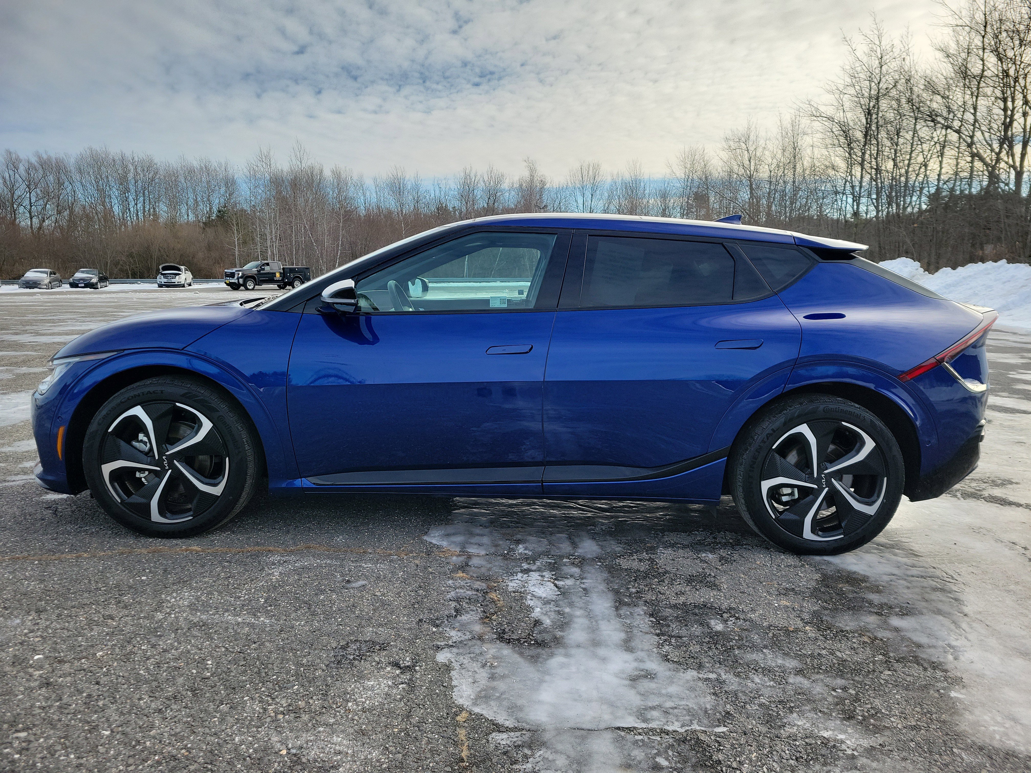 Used 2022 Kia EV6 GT-Line w/ GT-Line Suede Seat Package image 8