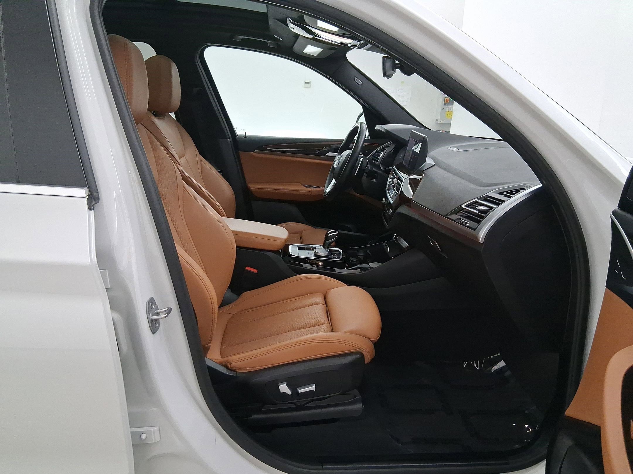 Used 2022 BMW X3 xDrive30i w/ Premium Package 2 image 33