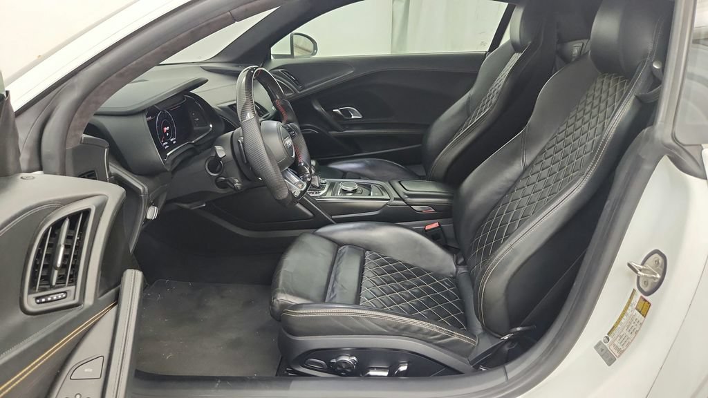 Used 2017 Audi R8 V10 AWD/4WD image 30