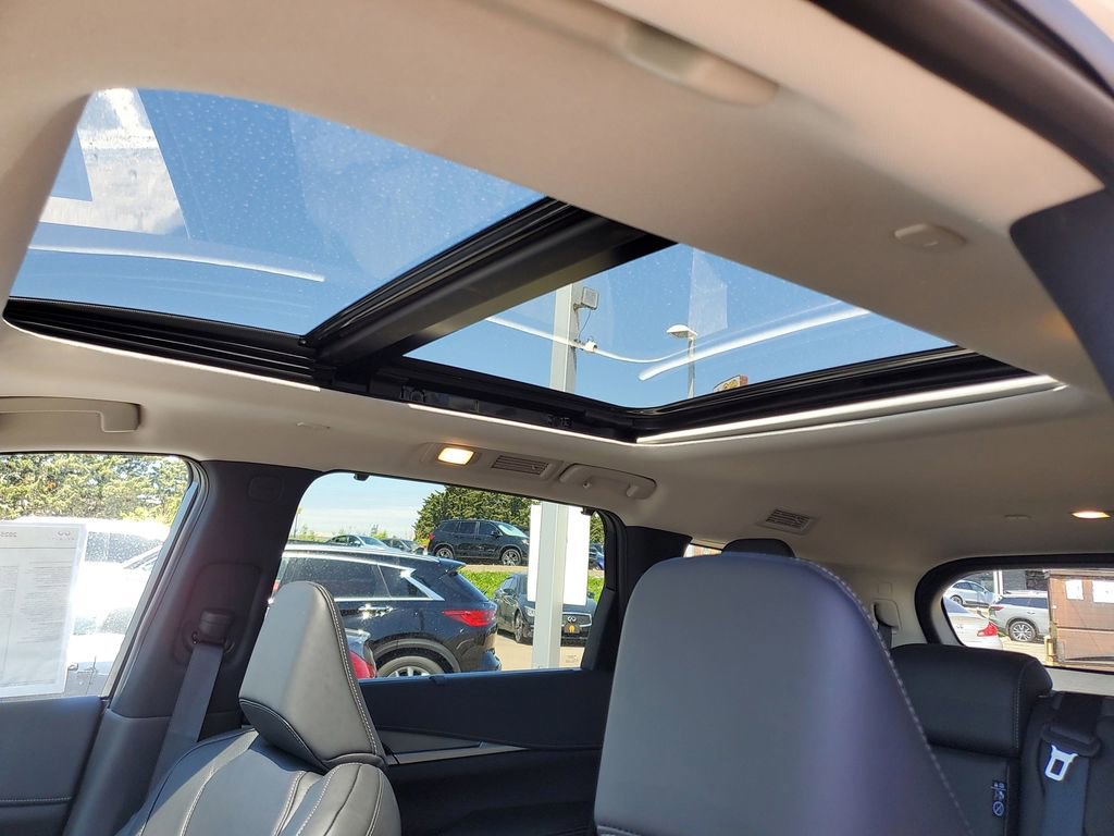 Certified 2025 INFINITI QX60 Luxe image 11